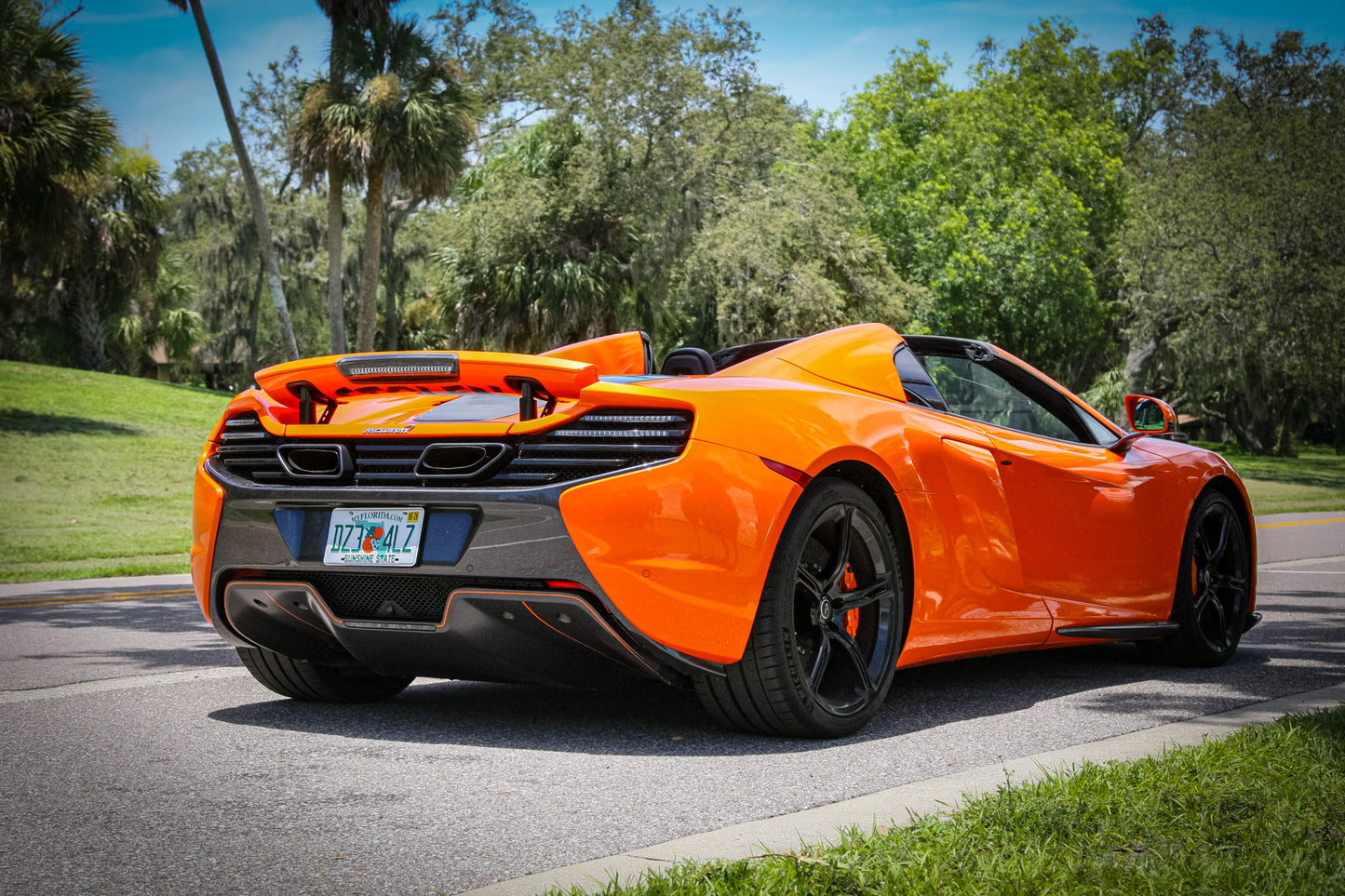 Orange McLaren 650s