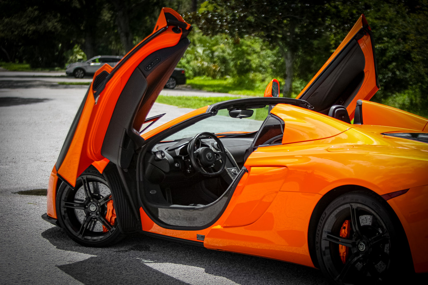 Orange McLaren 650s